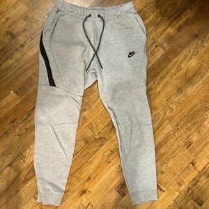 Nike Joggers Gray